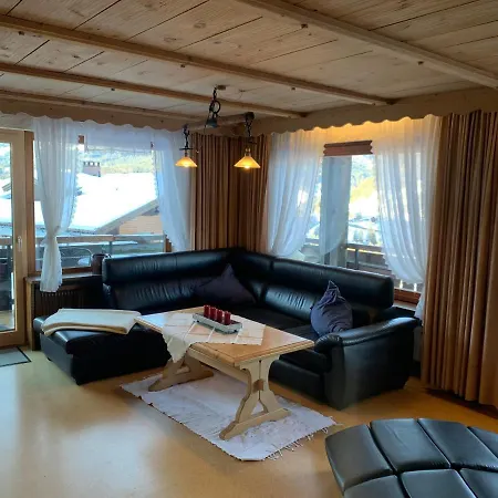 Alpenstern Apartment *